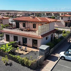 https://casa-lajares.in-canary-islands.com